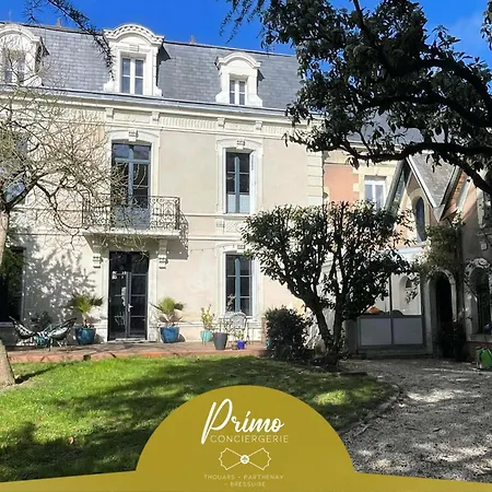 Villa Folies Moderne 3 Proche Gare Thouars