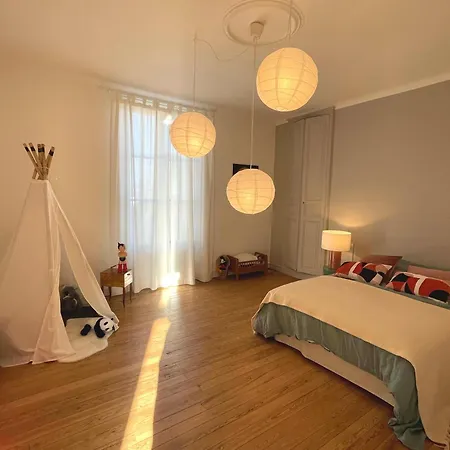 Folies Moderne 3 Proche Gare * Thouars