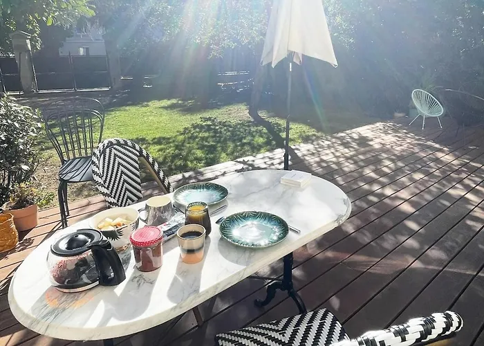 Folies Moderne 3 Proche Gare Villa *