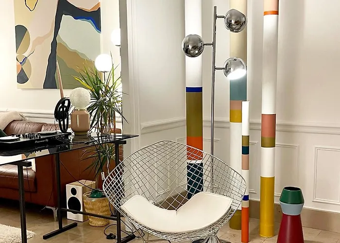 Folies Moderne 3 Proche Gare *